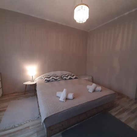 Apartman Harmony Appartamento Keszthely Esterno foto
