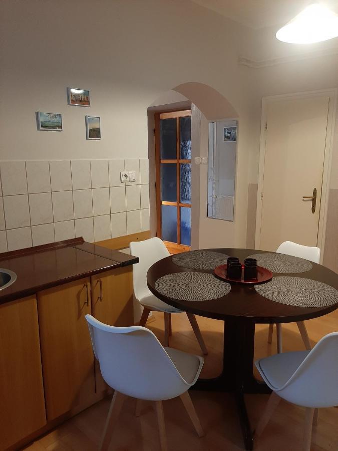 Apartman Harmony Appartamento Keszthely Esterno foto