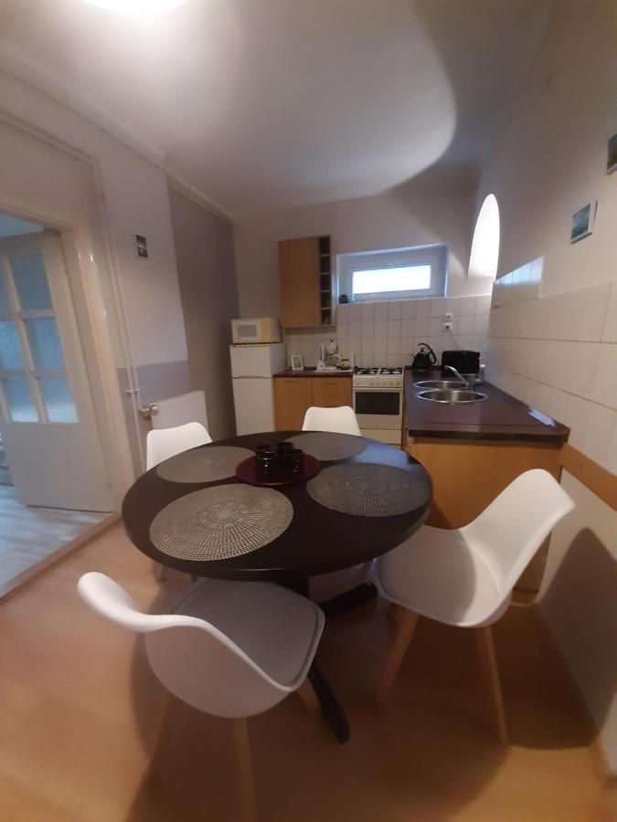 Apartman Harmony Appartamento Keszthely Esterno foto