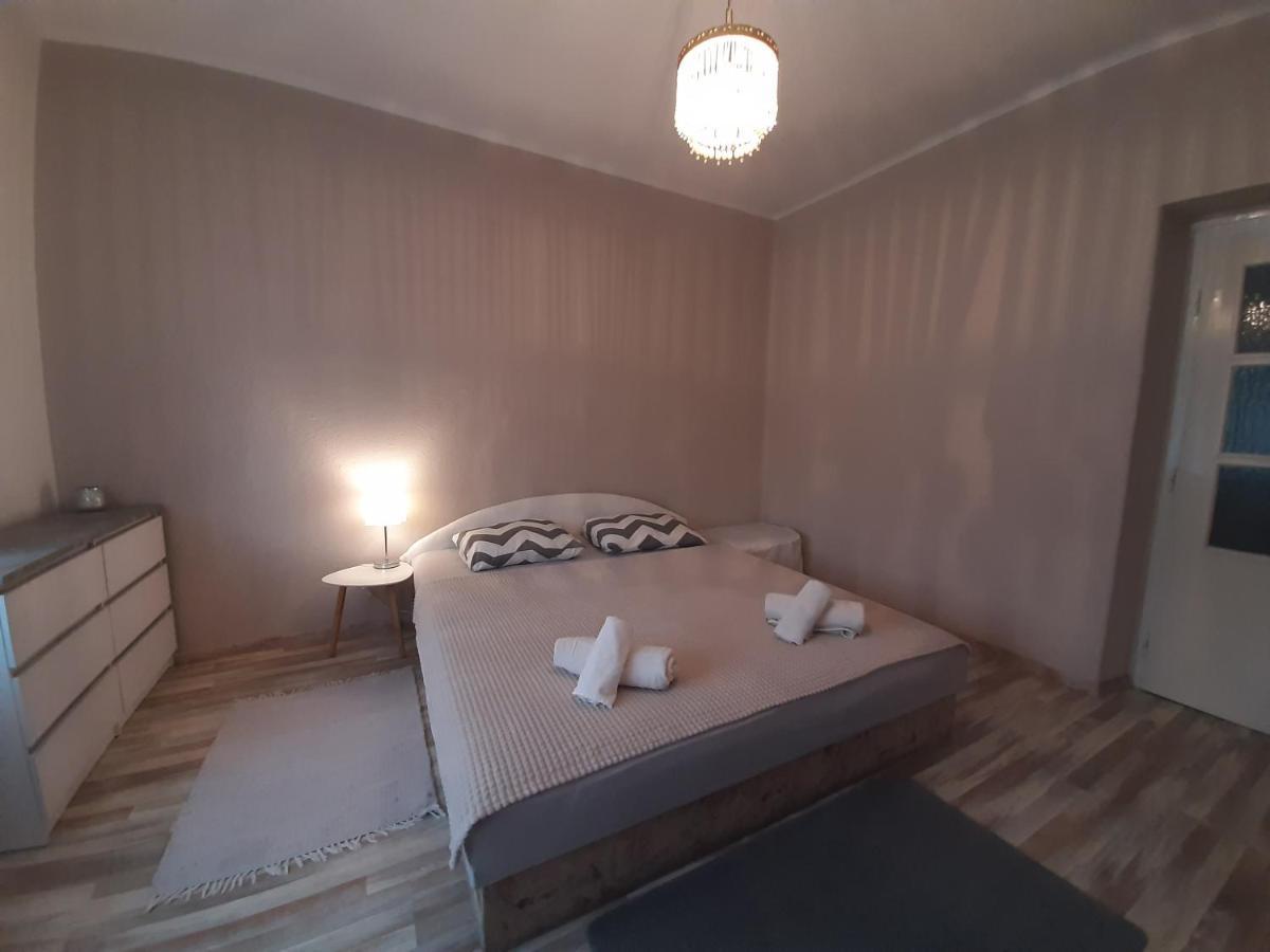 Apartman Harmony Appartamento Keszthely Esterno foto